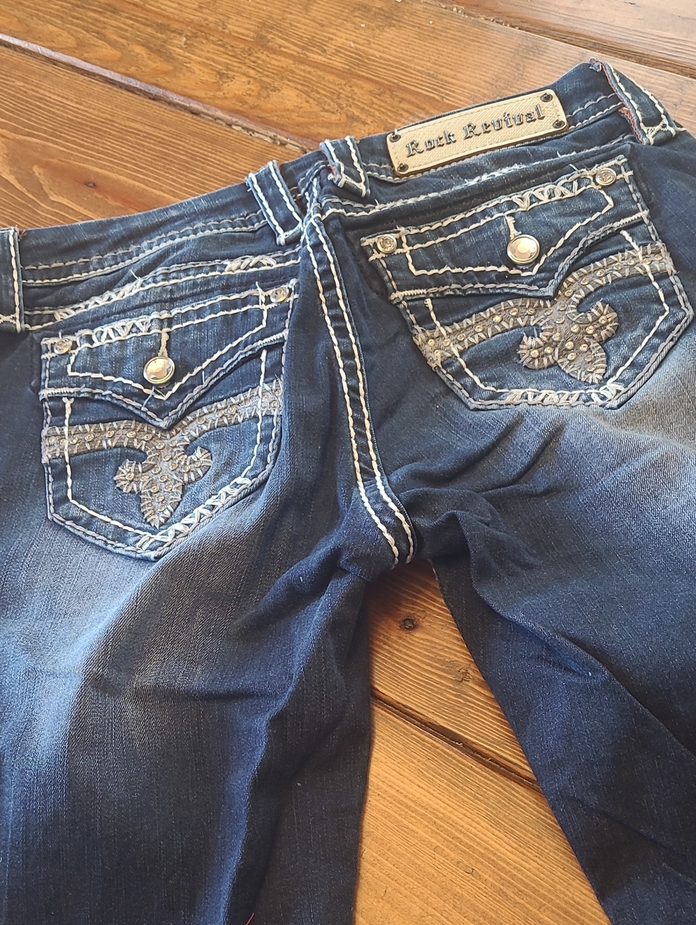 Women Rock Revival Size 28 Easy Skinny